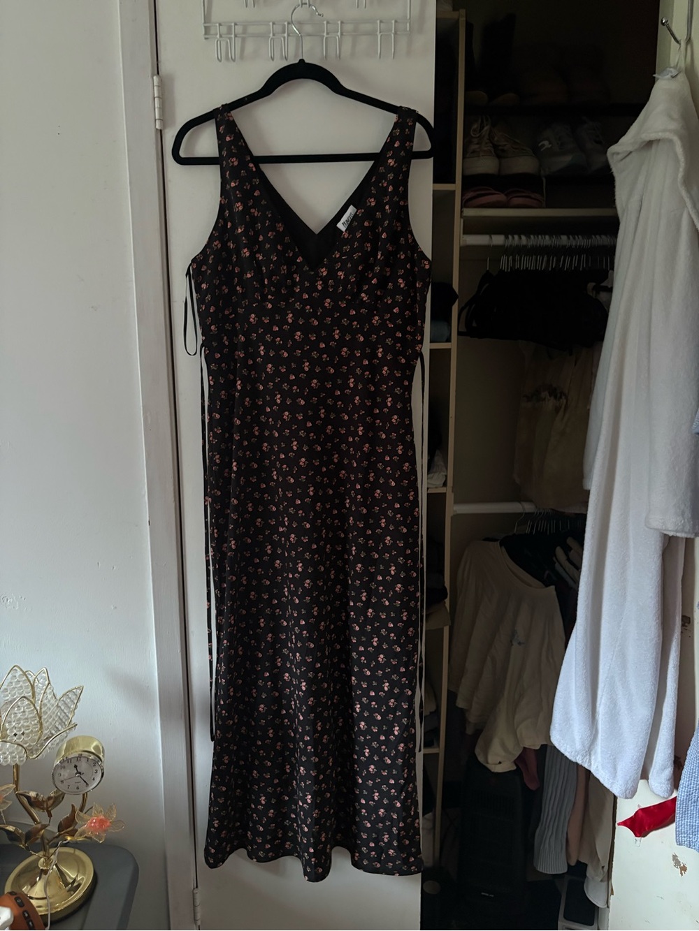 Princess Polly Black Floral V-Neck Midi Dress
